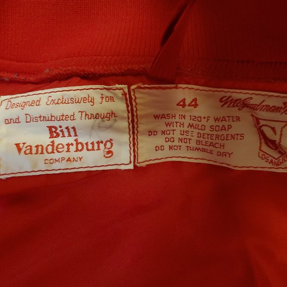 Vintage 1970s Washington Capitals jacket - Picture 6 of 13